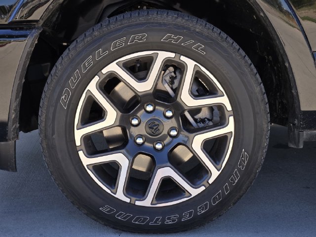 Used 2025 RAM 1500 Laramie AWD/4WD image 14