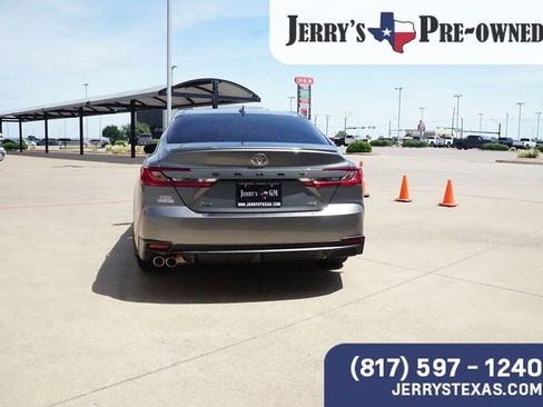 Used 2025 Toyota Camry SE w/ Multimedia Upgrade Package FWD image 4