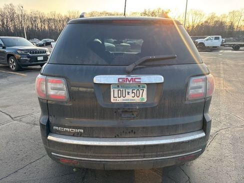 Used 2015 GMC Acadia SLE image 9