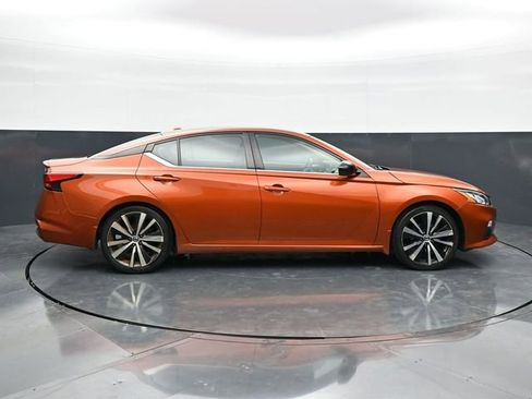 Used 2019 Nissan Altima 2.5 SR image 8