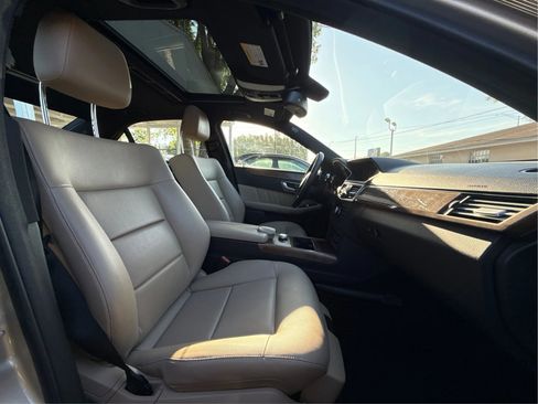 Used 2012 Mercedes-Benz E 350 4MATIC Sedan image 24