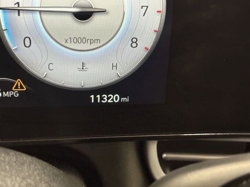 Used 2023 Hyundai Elantra SEL w/ Convenience Package image 34