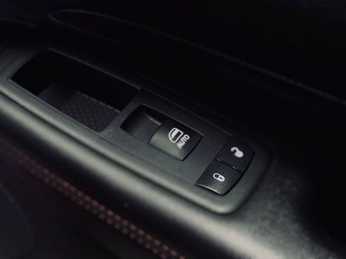 Used 2022 Dodge Durango R/T w/ Blacktop Package image 19