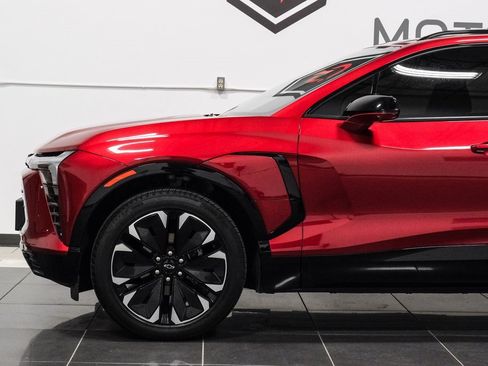 Used 2024 Chevrolet Blazer EV RS image 17