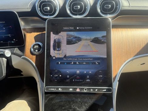 Used 2023 Mercedes-Benz GLC 300 4MATIC image 14