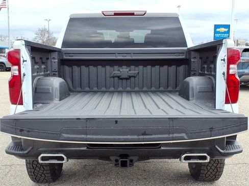 New 2026 Chevrolet Silverado 1500 Custom Trail Boss AWD/4WD image 6