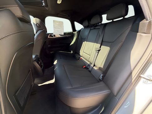 Used 2023 BMW i4 eDrive35 w/ Premium Package RWD image 22
