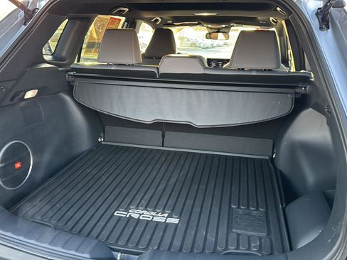 Certified 2023 Toyota Corolla Cross XSE image 27