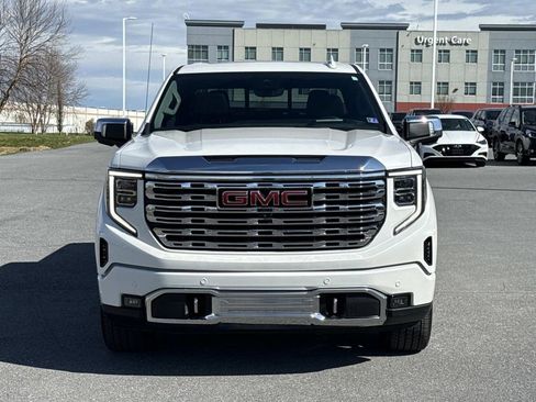 Used 2022 GMC Sierra 1500 Denali w/ Denali Reserve Package AWD/4WD image 28