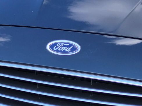 Used 2020 Ford Fusion SE FWD image 12