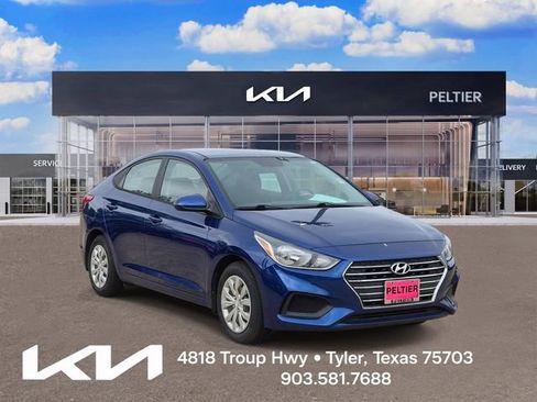 Used 2020 Hyundai Accent SE FWD image 1