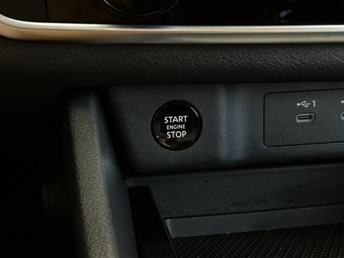 Used 2025 Nissan Rogue S FWD image 20