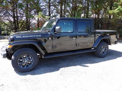 New 2026 Jeep Gladiator Sport