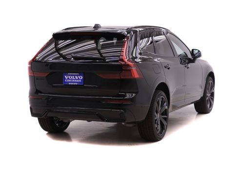 New 2026 Volvo XC60 B5 Ultra w/ Protection Package Premier AWD/4WD image 4