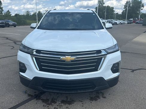 Used 2023 Chevrolet Traverse LT AWD/4WD image 8