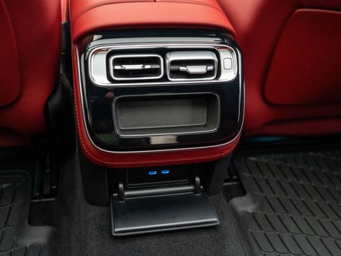 Used 2023 Mercedes-Benz S 580 4MATIC Sedan image 36