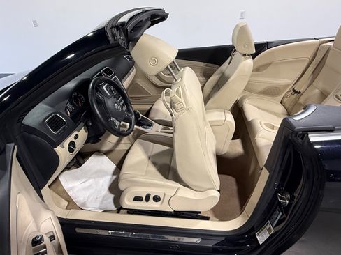 Used 2014 Volkswagen Eos Komfort FWD image 26