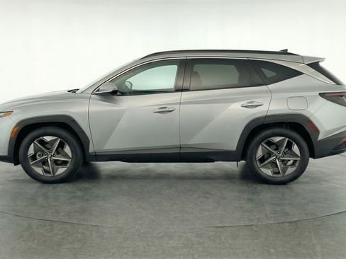 Used 2025 Hyundai Tucson SEL FWD image 5
