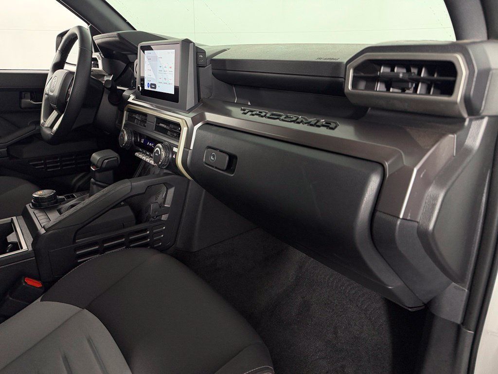 Used 2026 Toyota Tacoma TRD Sport AWD/4WD image 28