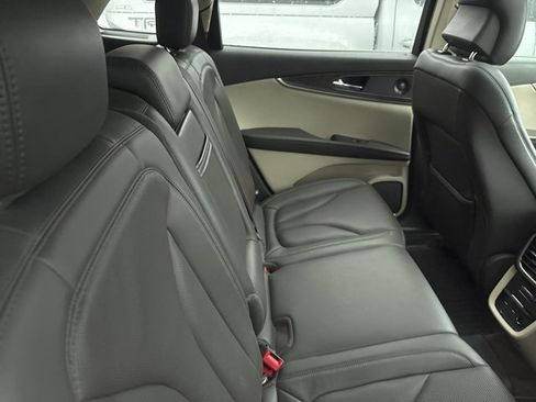 Used 2019 Lincoln Nautilus Reserve image 14