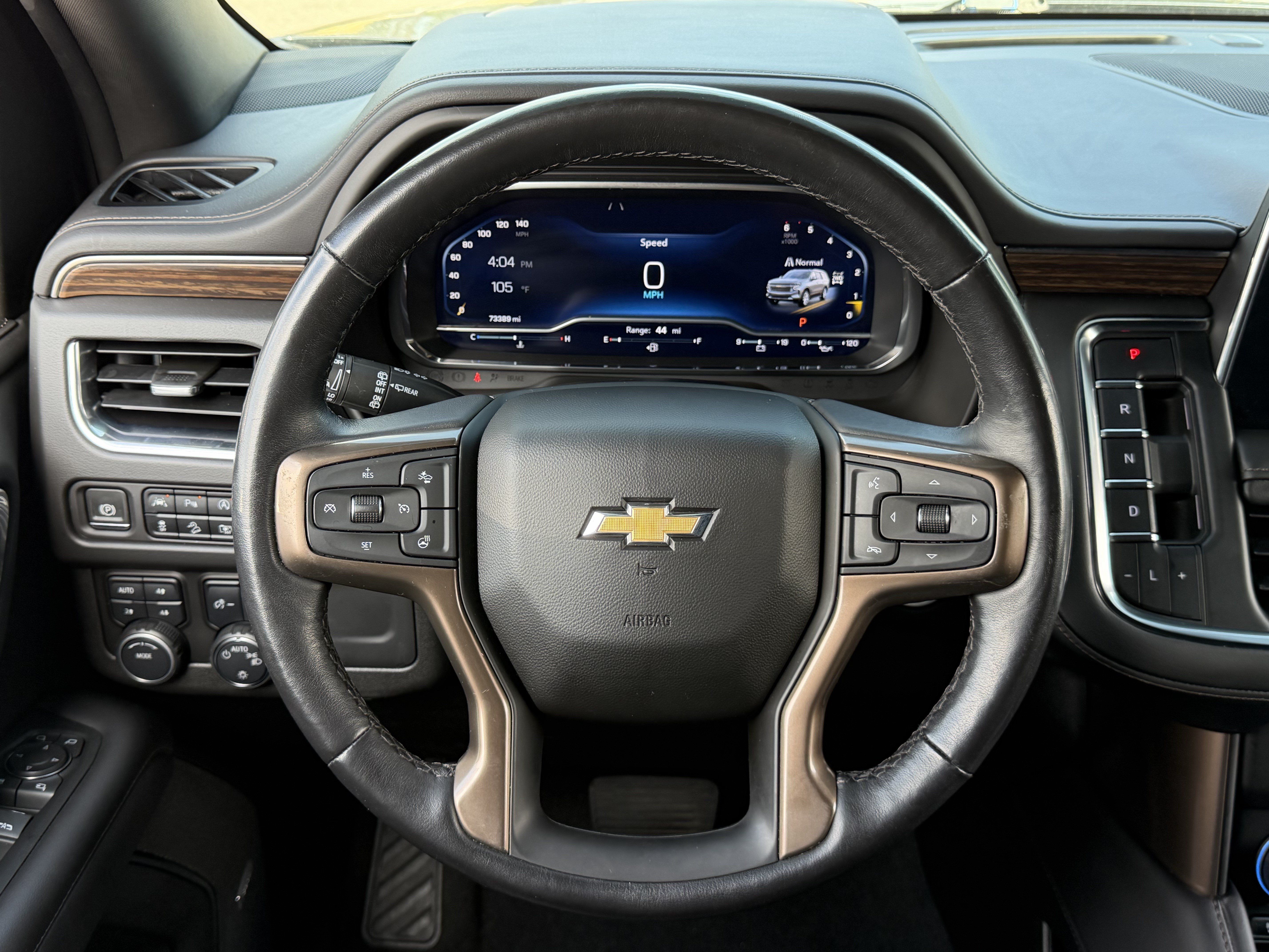 Used 2022 Chevrolet Suburban High Country AWD/4WD image 17