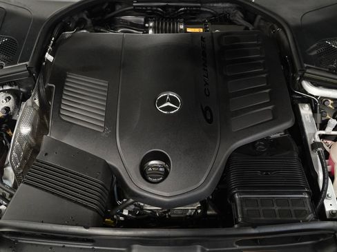 Certified 2024 Mercedes-Benz S 580e 4MATIC Sedan image 29