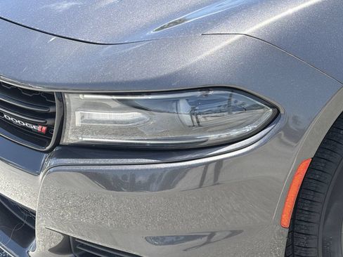Used 2020 Dodge Charger SXT RWD image 6