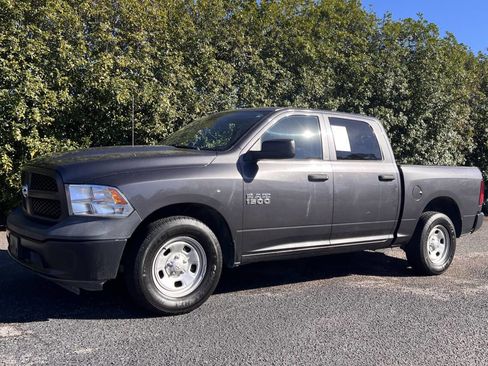 Used 2018 RAM 1500 Tradesman w/ Popular Equipment Group image 3