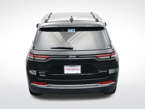 Used 2023 Jeep Grand Cherokee Limited image 28