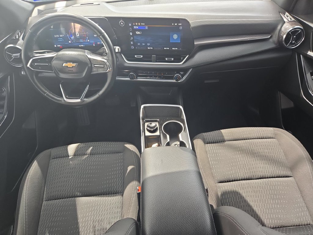 Used 2026 Chevrolet Equinox LT FWD image 19