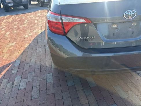 Used 2015 Toyota Corolla LE FWD image 8