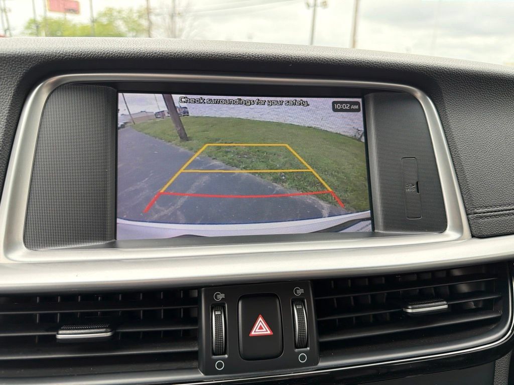 Used 2020 Kia Optima Premium FWD image 25