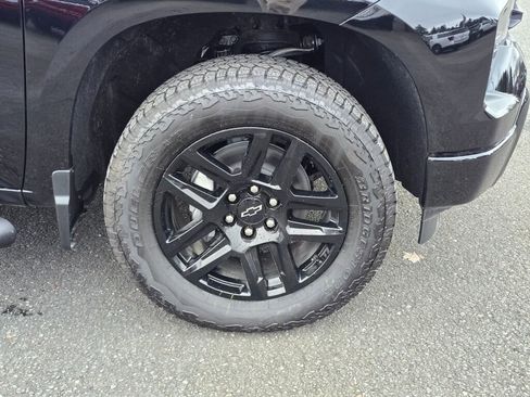 New 2026 Chevrolet Silverado 1500 Custom w/ Turbomax Blackout Package image 9