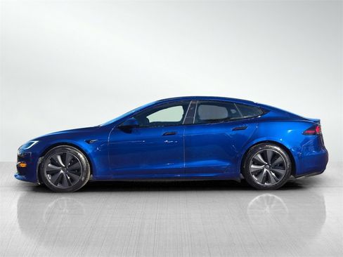 Used 2023 Tesla Model S Standard Range image 7