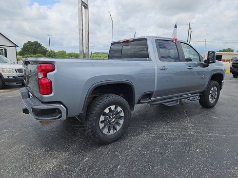 Used 2025 Chevrolet Silverado 2500 LT w/ Texas Edition AWD/4WD image 8