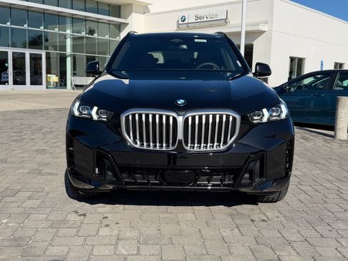 New 2026 BMW X5 xDrive40i w/ M Sport Package AWD/4WD image 6