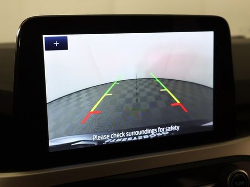 Used 2020 Ford Escape SE image 44