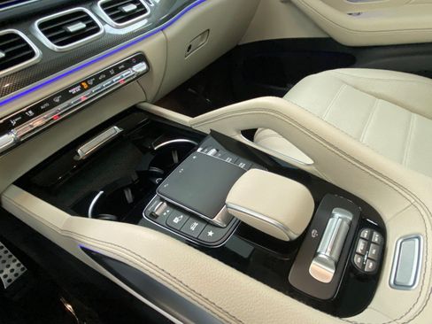 Used 2023 Mercedes-Benz GLS 450 4MATIC image 29