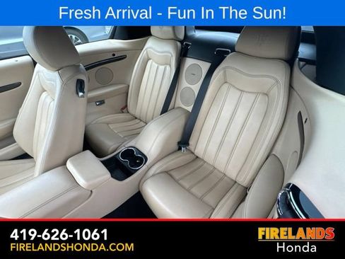 Used 2012 Maserati GranTurismo Convertible RWD image 19