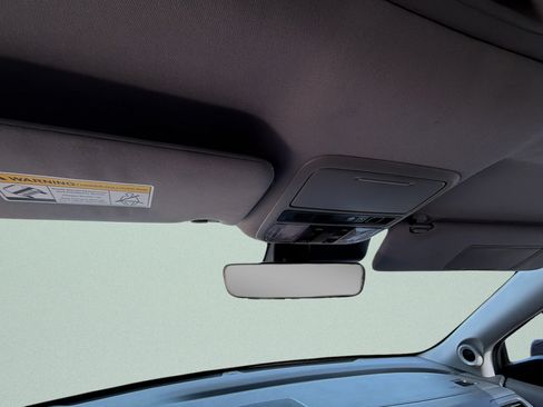 Used 2019 Honda Pilot Touring image 22