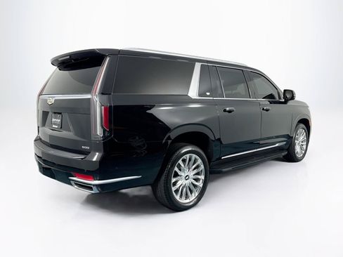 Used 2023 Cadillac Escalade ESV Premium Luxury w/ LPO, Floor Liner Package AWD/4WD image 5