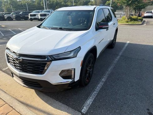 Used 2023 Chevrolet Traverse Premier w/ Redline Edition FWD image 3