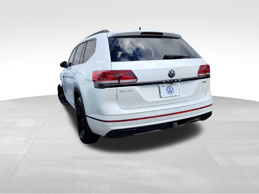Used 2023 Volkswagen Atlas SEL R-Line AWD/4WD image 4