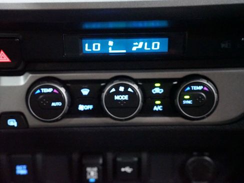 Certified 2023 Toyota Tacoma SR5 w/ Technology Package AWD/4WD image 20