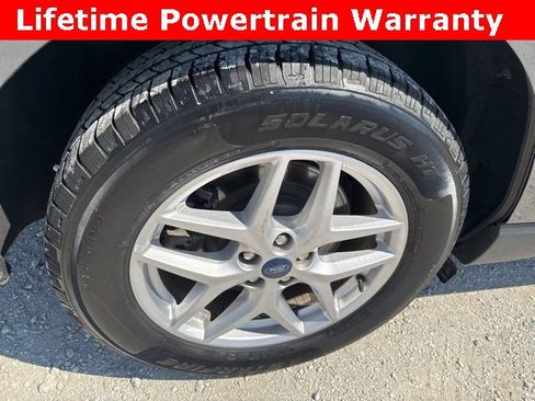 Used 2022 Ford Edge SEL image 11