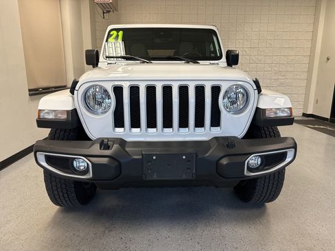 Used 2021 Jeep Wrangler Unlimited Sahara AWD/4WD image 11