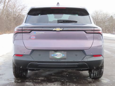 New 2026 Chevrolet Equinox EV LT image 16