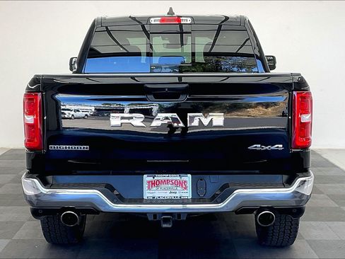 Used 2025 RAM 1500 Big Horn AWD/4WD image 3
