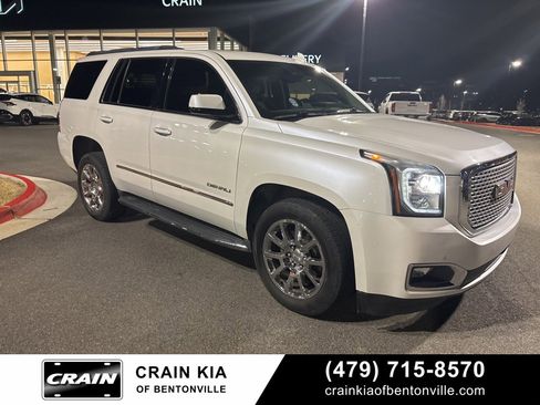 Used 2016 GMC Yukon Denali image 1