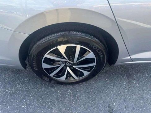 Used 2024 Volkswagen Jetta S image 19